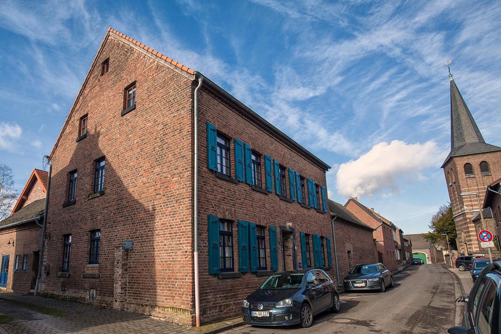 Eschenhof Quartier Aparthotel Bergheim  Exterior foto